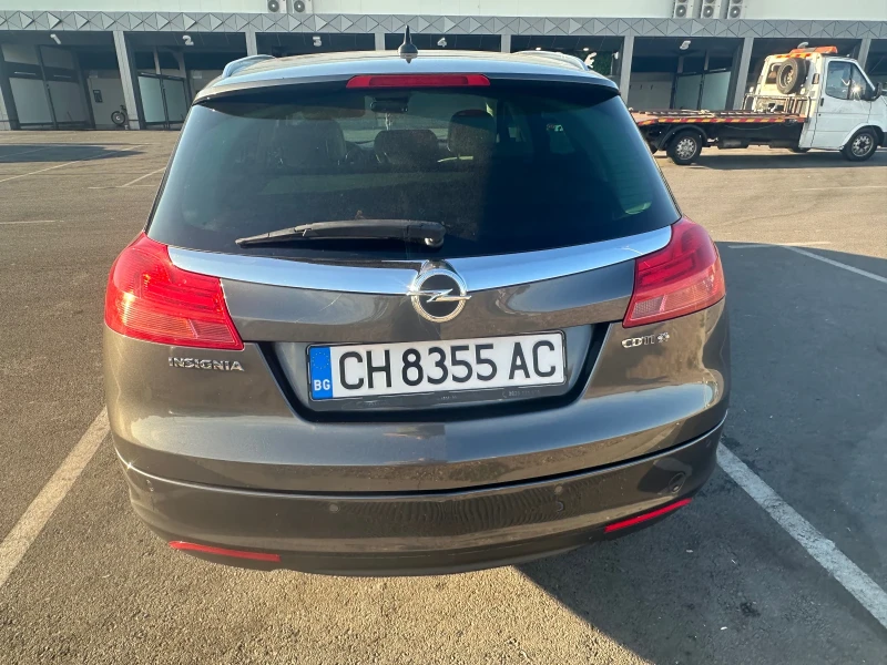 Opel Insignia 2.0 CDTI 4* 4, снимка 4 - Автомобили и джипове - 51143709