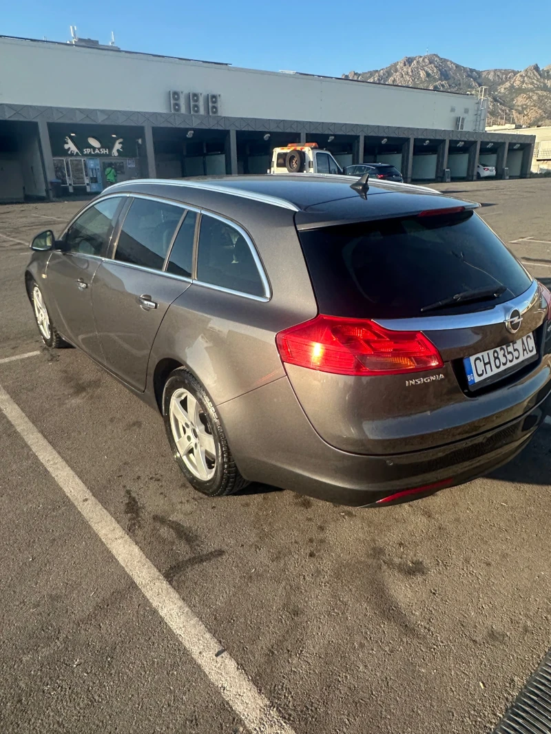 Opel Insignia 2.0 CDTI 4* 4, снимка 6 - Автомобили и джипове - 51143709