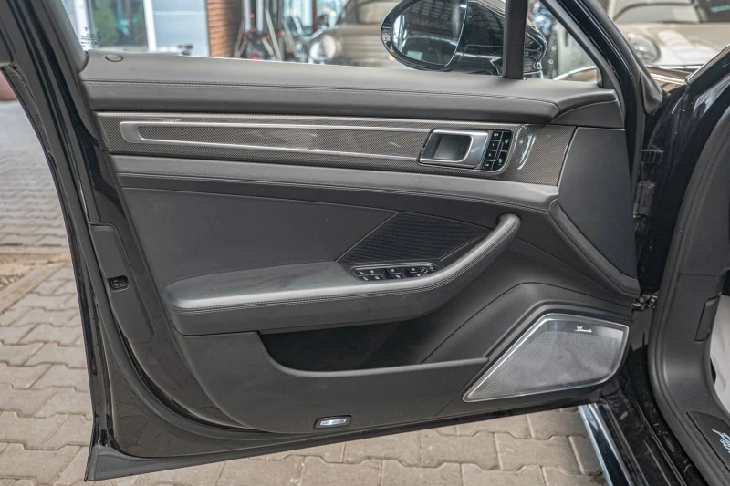 Porsche Panamera Turbo/Executive/RSE/PDCC Sport/PDLS + /PCCB/Carbon, снимка 13 - Автомобили и джипове - 52049355