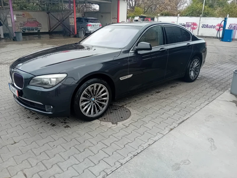 BMW 730