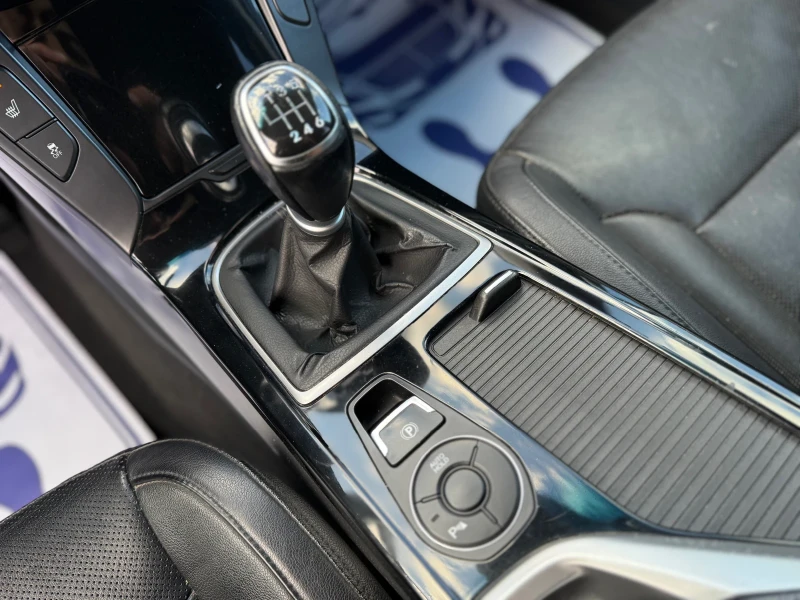 Hyundai I40 1.7CRDI* 136КС* 6-СКОРОСТИ* ПОДГРЕВ* КАМЕРА* XENON, снимка 13 - Автомобили и джипове - 52504422