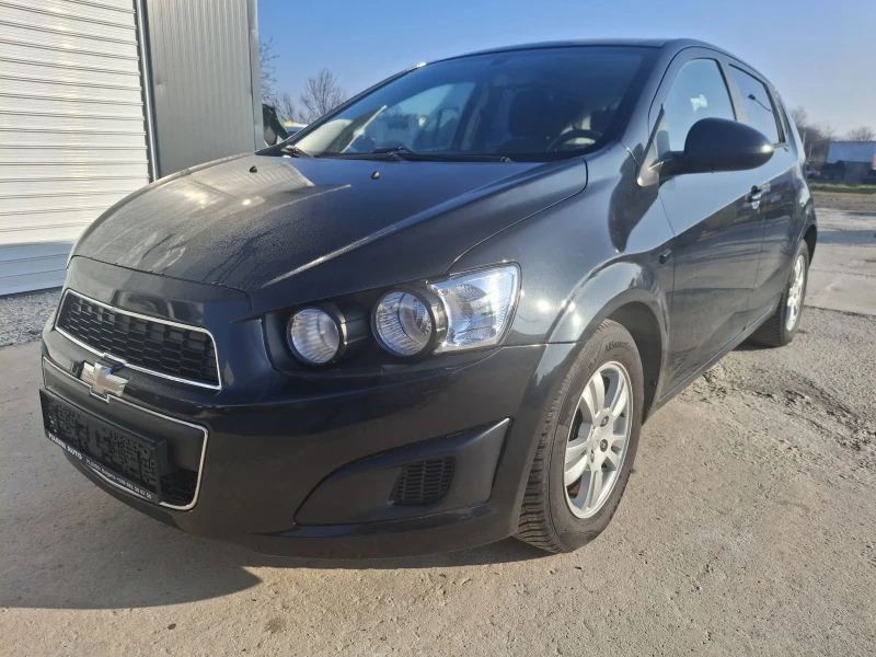 Chevrolet Aveo 1.4 климатик , снимка 2 - Автомобили и джипове - 52788561