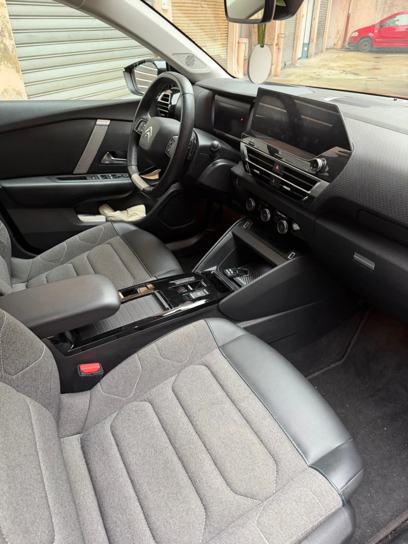 Citroen C4 1.2 EAT8 52000km, снимка 5 - Автомобили и джипове - 52886626