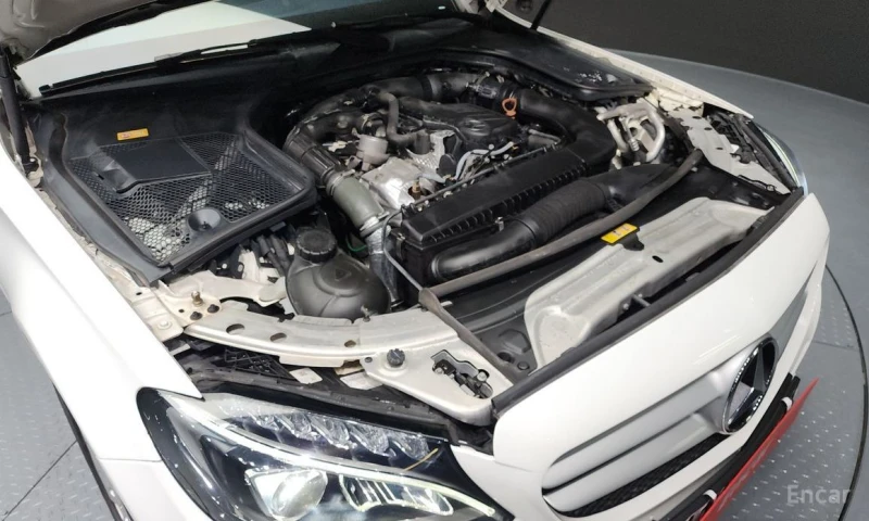 Mercedes-Benz C 200, снимка 6 - Автомобили и джипове - 53014182