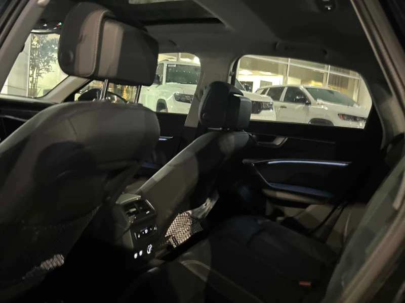 Audi A6 * Progressiv * DISTRONIC* PANORAMA* , снимка 16 - Автомобили и джипове - 53361220