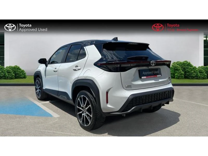 Toyota Yaris Cross 1.5H GR Sport, снимка 7 - Автомобили и джипове - 55006069