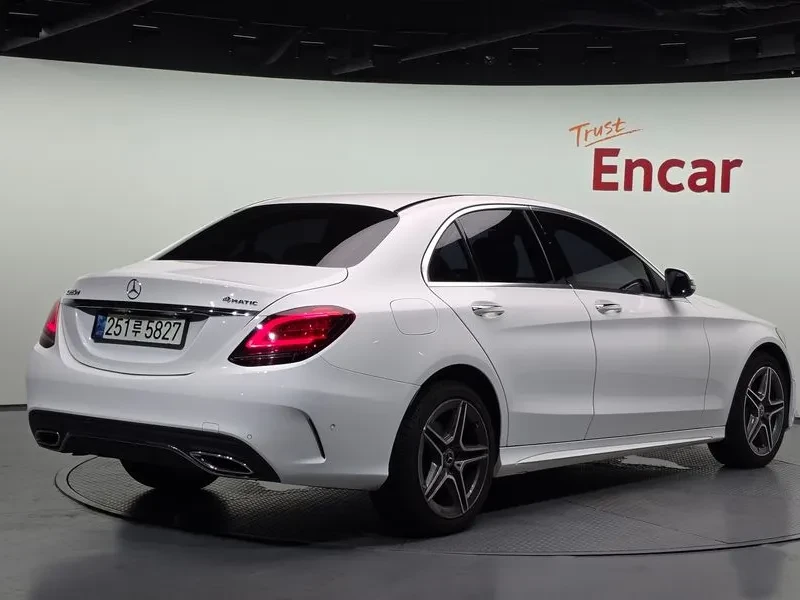 Mercedes-Benz C 220 D 4Matic Amg Line, снимка 2 - Автомобили и джипове - 55941252