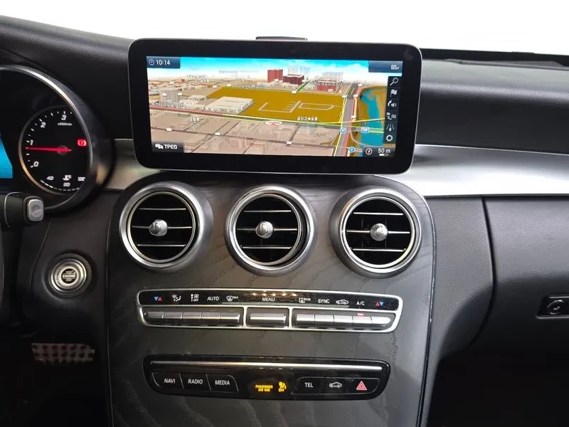 Mercedes-Benz C 220 D 4Matic Amg Line, снимка 13 - Автомобили и джипове - 55941252