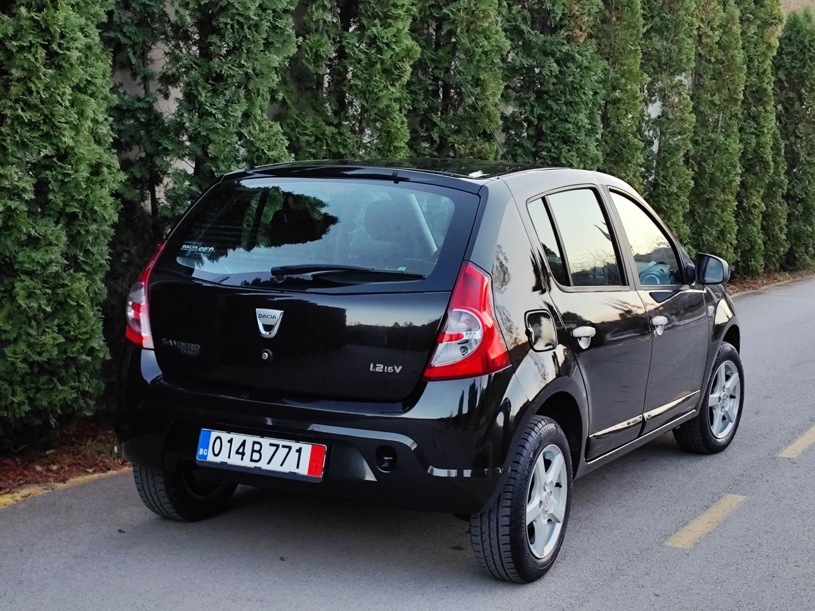 Dacia Sandero 1.2I 16V(75)* НОВ ВНОС*  - изображение 6