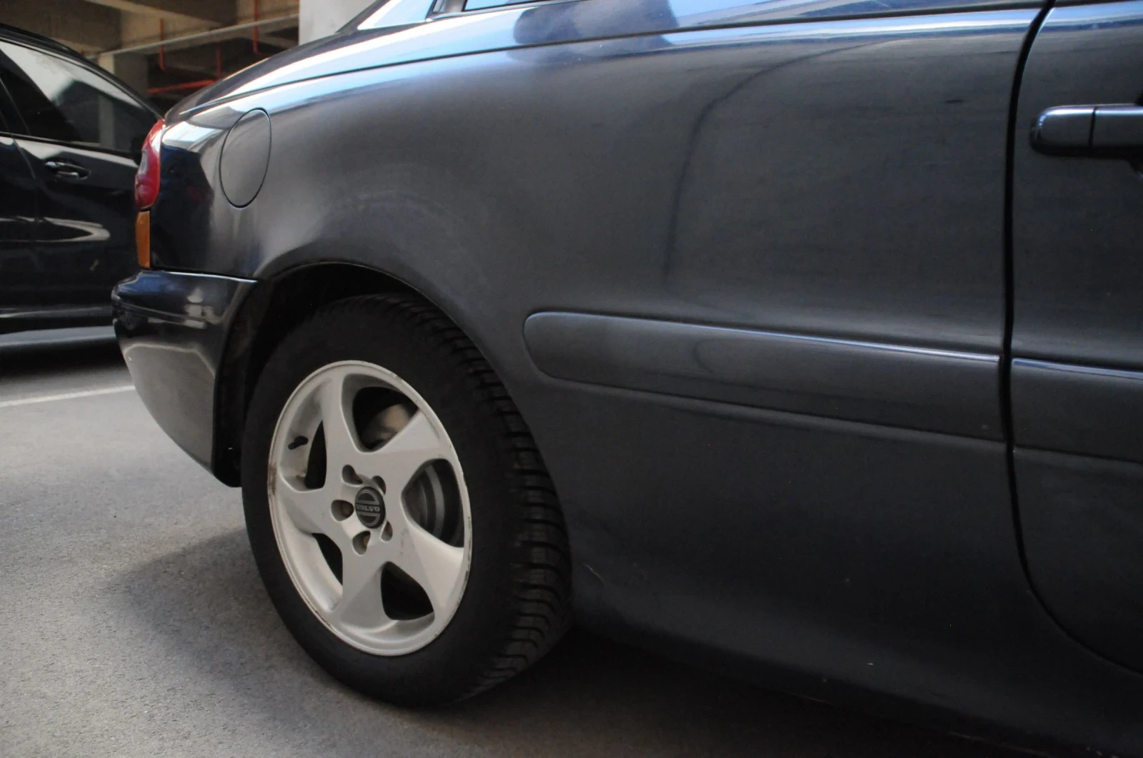 Volvo C70 2.5T 4Speed Auto - изображение 7