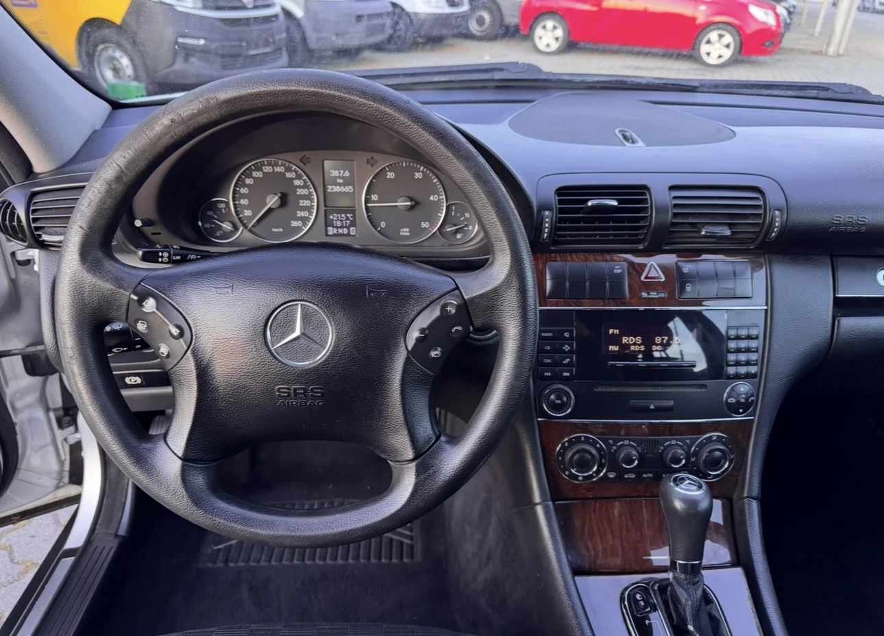Mercedes-Benz C 200 CDI / Автомат - изображение 7