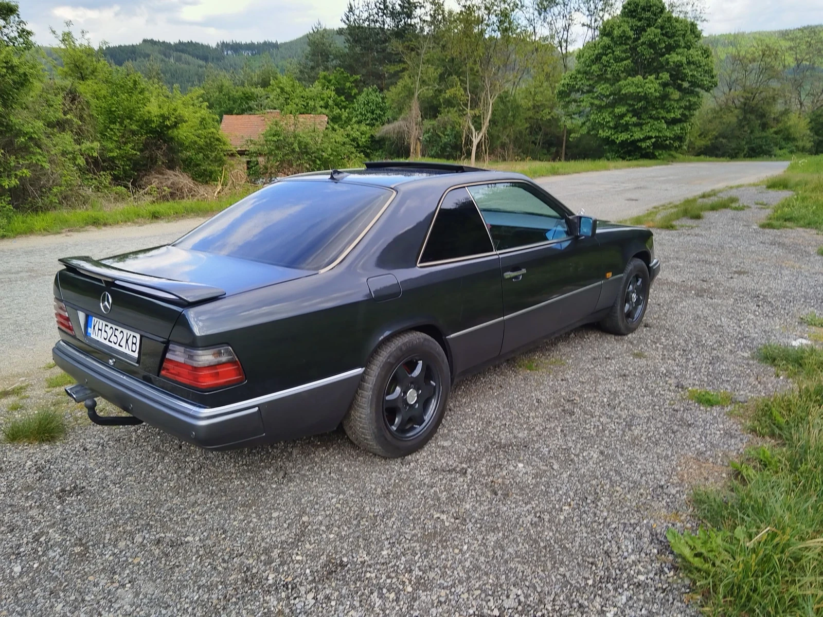 Mercedes-Benz 124  - изображение 5