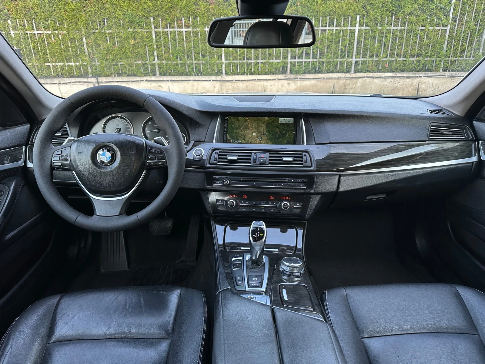 BMW 530 xDrive* Luxury* Facelift* Сервизна история - изображение 8