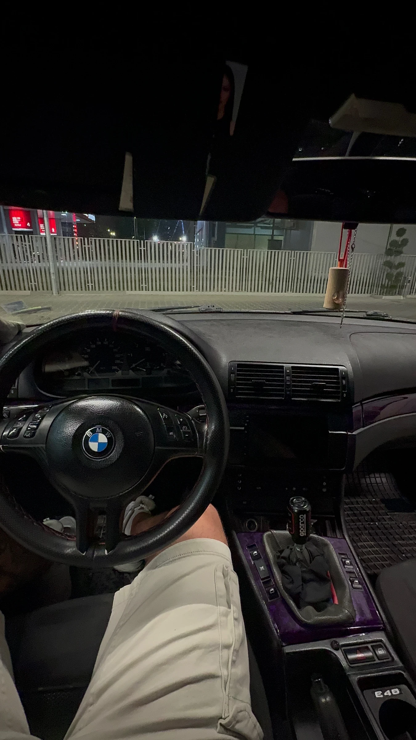 BMW 320  - изображение 8