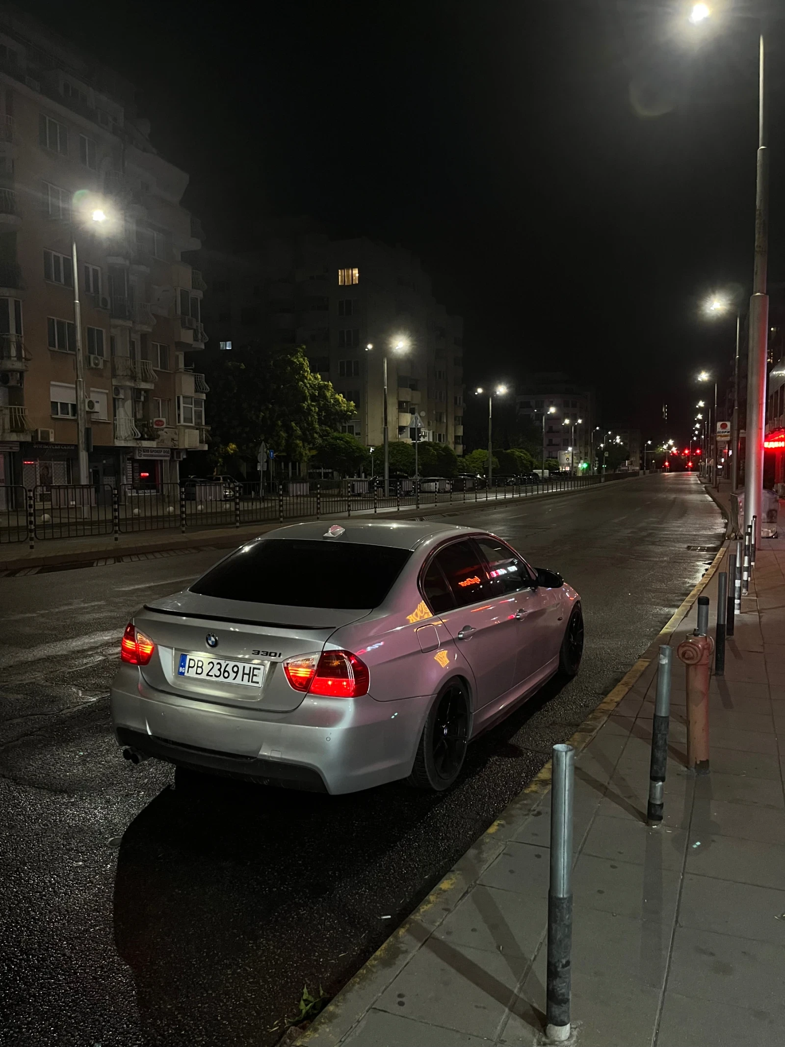 BMW 330 i - изображение 2