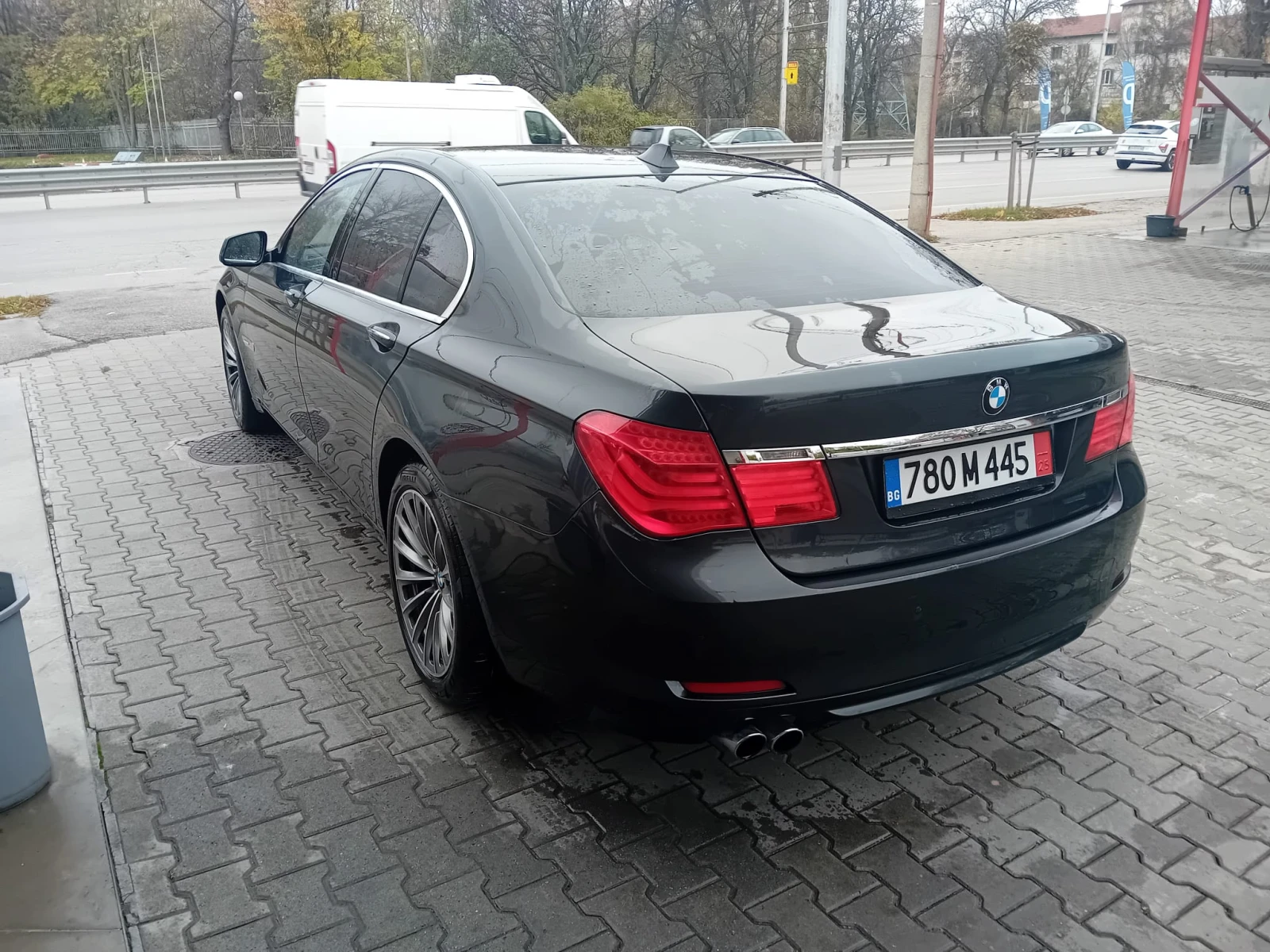 BMW 730  - изображение 5