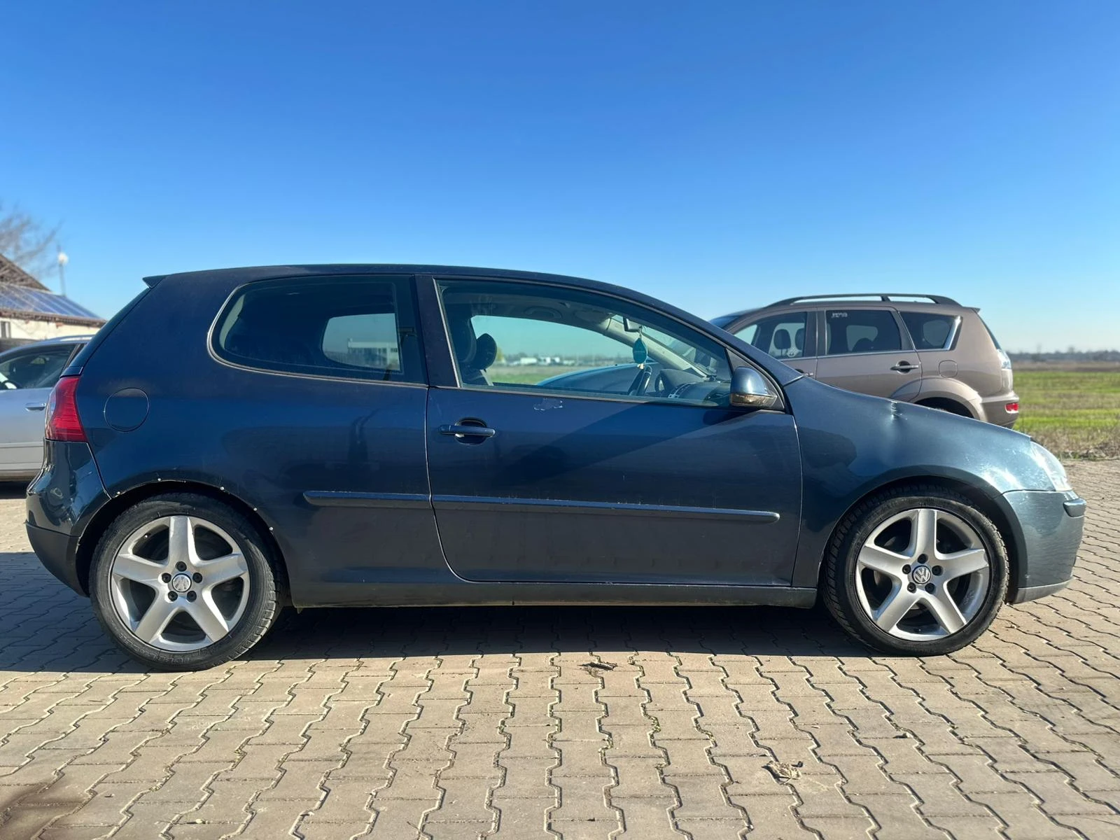 VW Golf / 2.0D / 140 HP / EURO 4 / - изображение 6