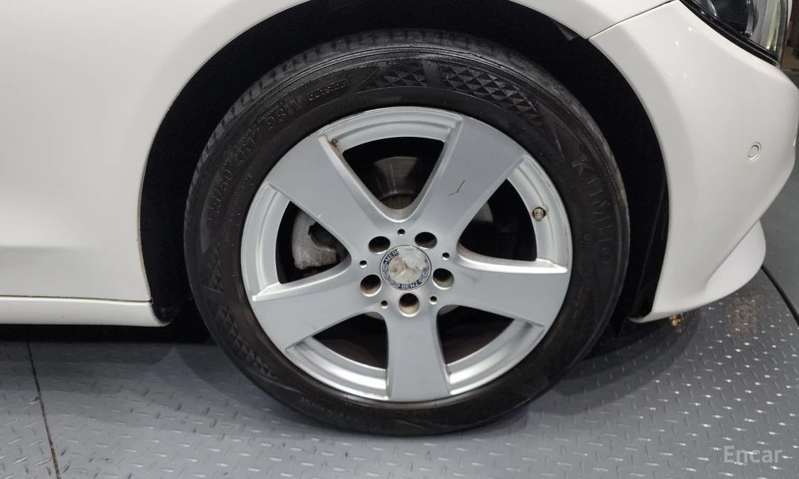 Mercedes-Benz C 200  - изображение 5