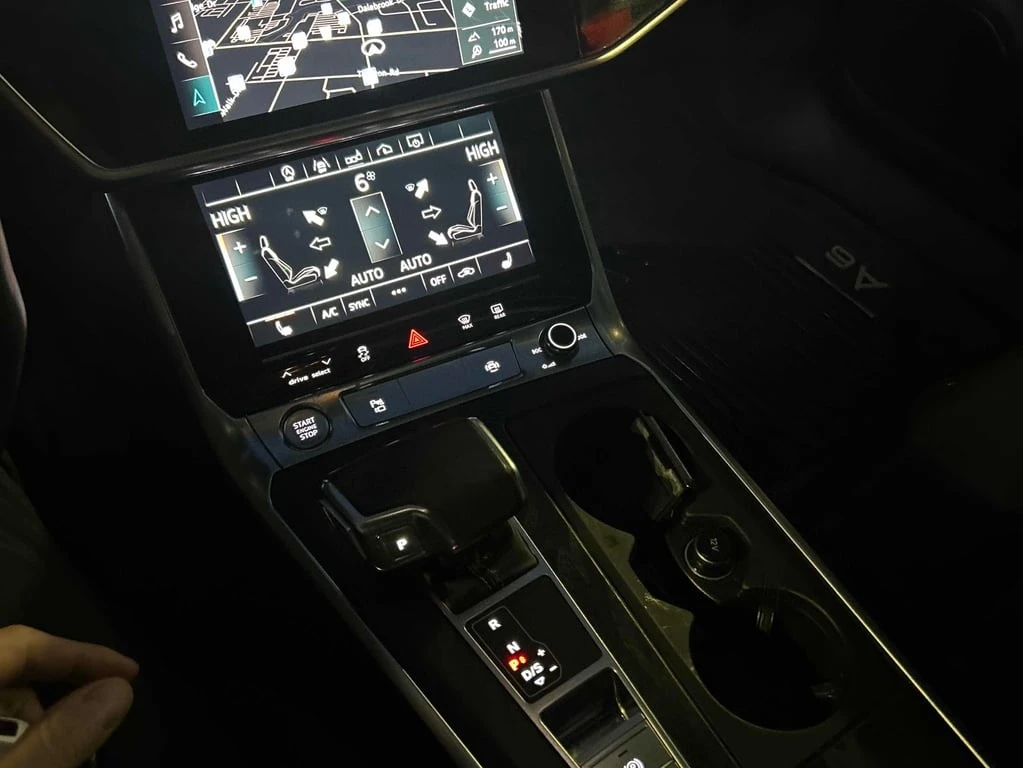 Audi A6 * Progressiv * DISTRONIC* PANORAMA*  - изображение 10