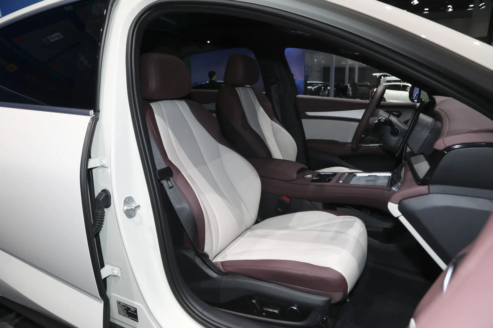 BYD Seal SEAL 07 | Mobile.bg � ����������� 10