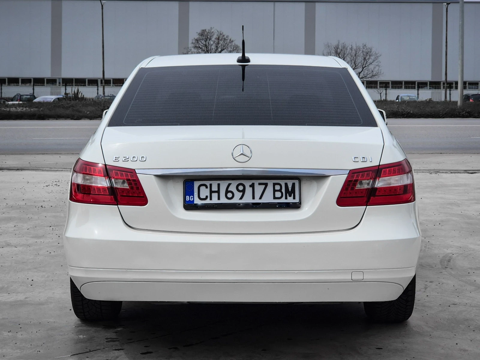 Mercedes-Benz E 200 CDI Автомат 7G Tronic, снимка 6 - Автомобили и джипове - 54204761