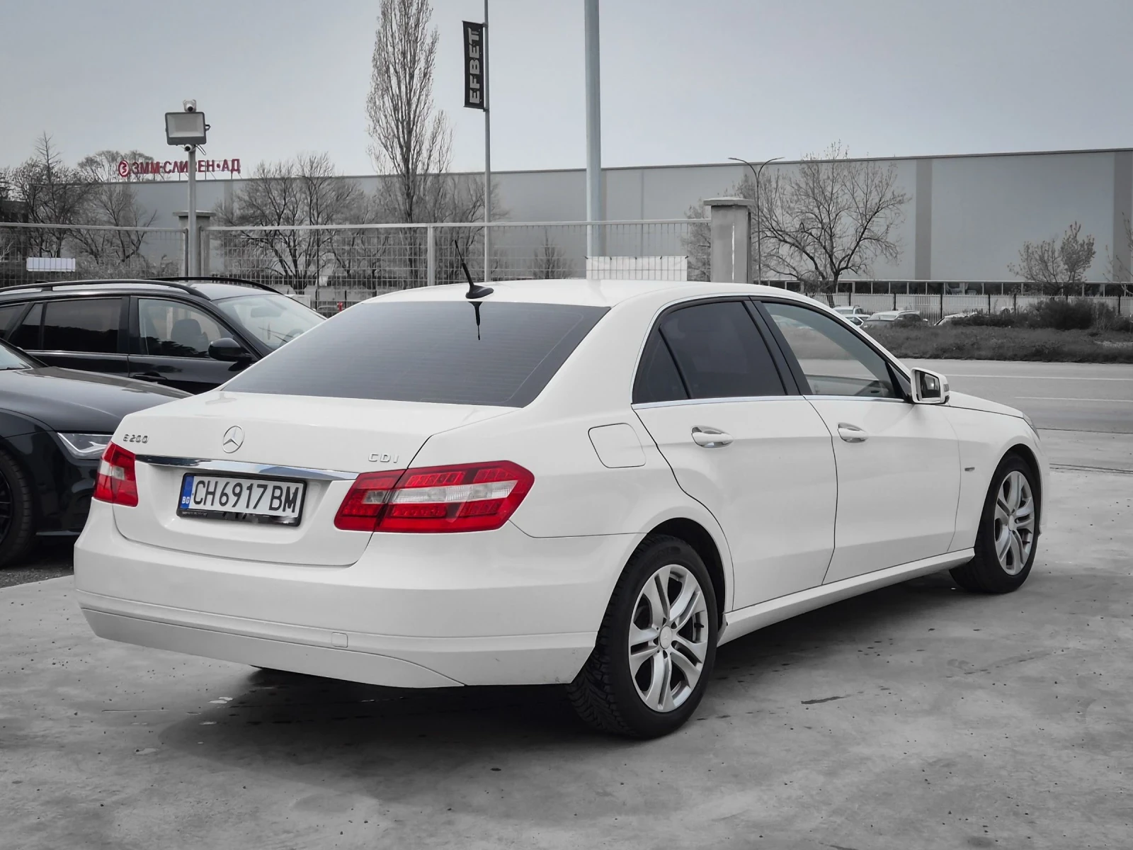 Mercedes-Benz E 200 CDI Автомат 7G Tronic, снимка 5 - Автомобили и джипове - 54204761