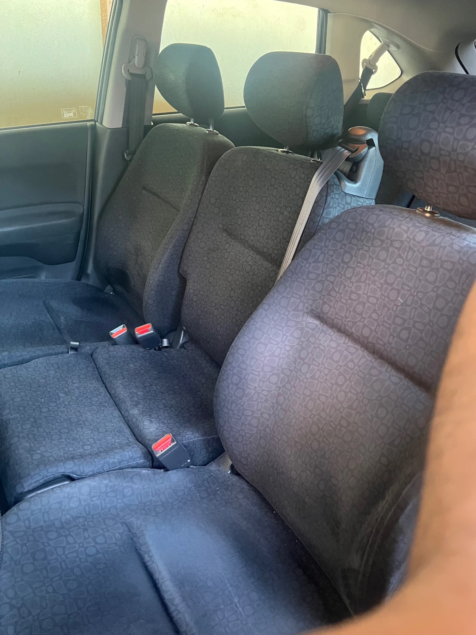 Honda Fr-v, снимка 11 - Автомобили и джипове - 54810586