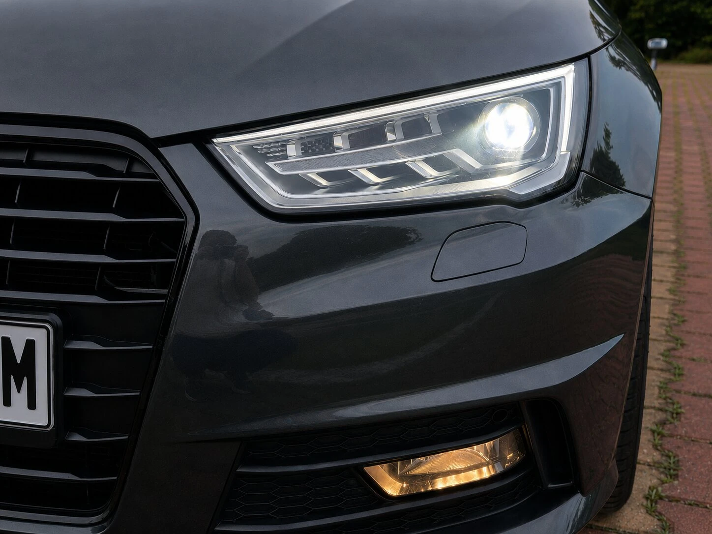 Audi A1 Sportback 1.0 TFSI Ultra S-Line, снимка 3 - Автомобили и джипове - 54986755