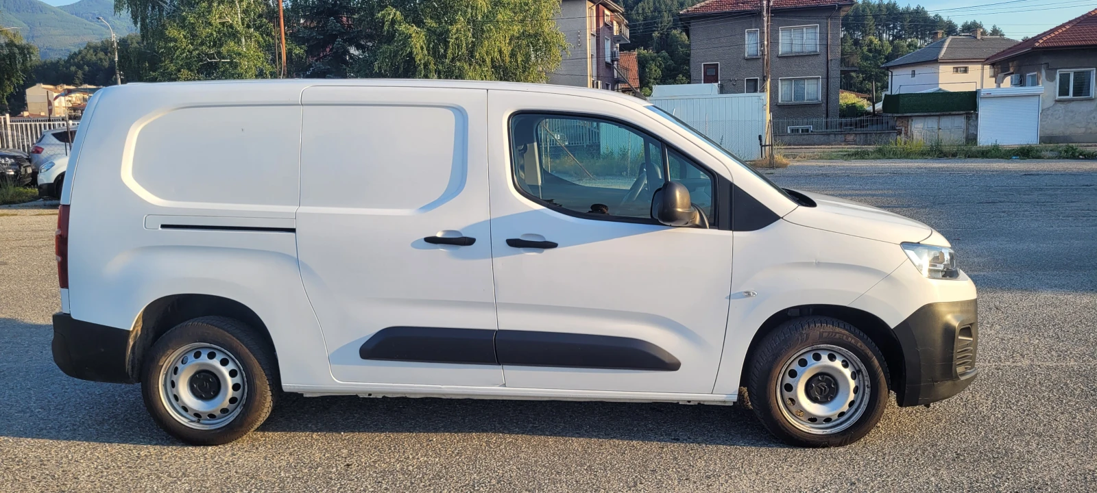 Citroen Berlingo Фургон, снимка 8 - Автомобили и джипове - 55044991