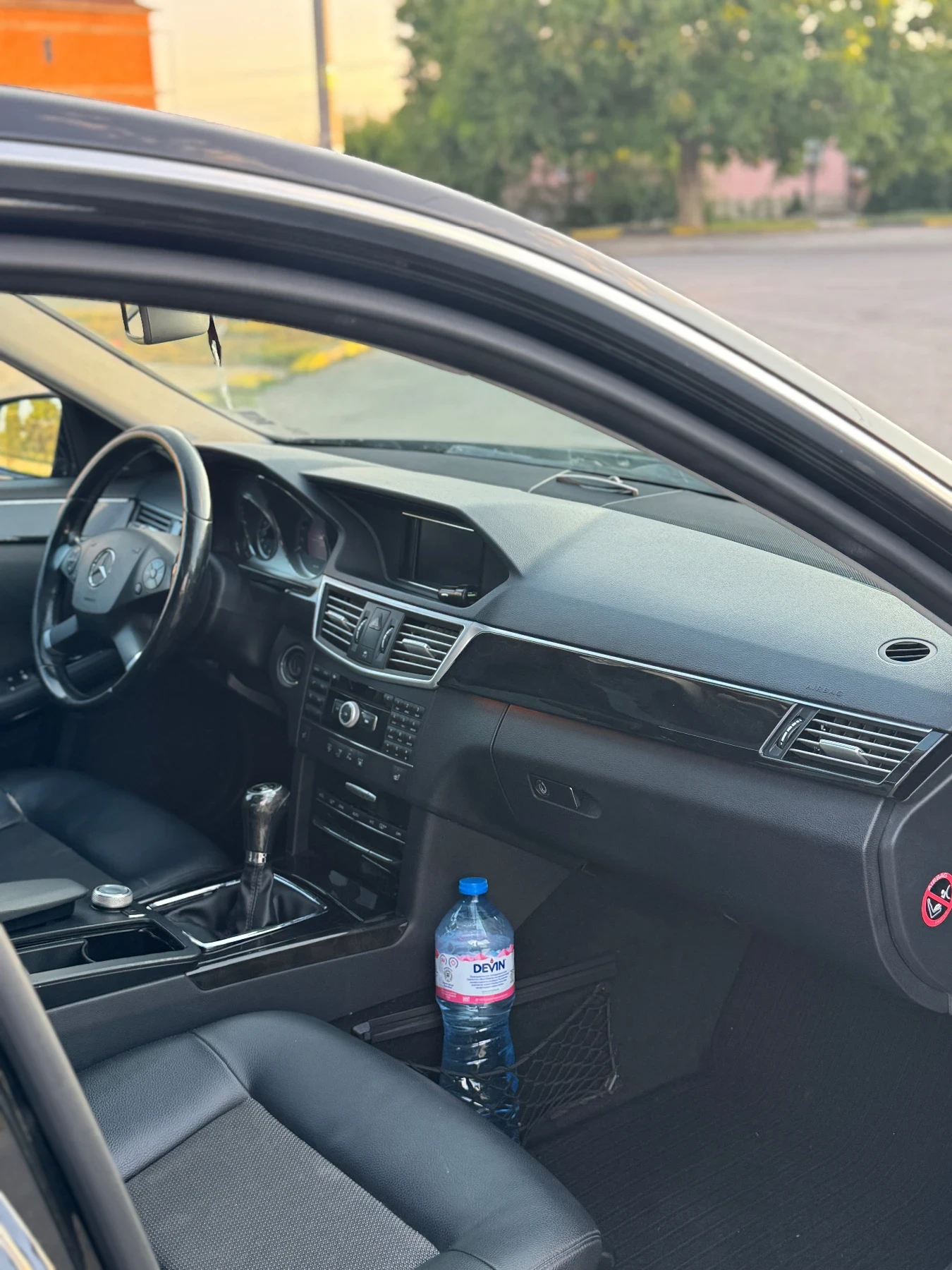 Mercedes-Benz E 250, снимка 5 - Автомобили и джипове - 55400101