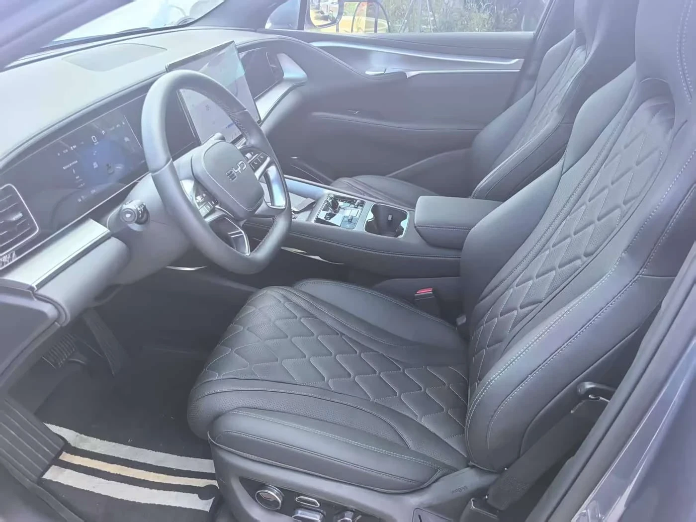 BYD Sealion 7 Long Range 610 km autogeorge.com, снимка 7 - Автомобили и джипове - 55482791