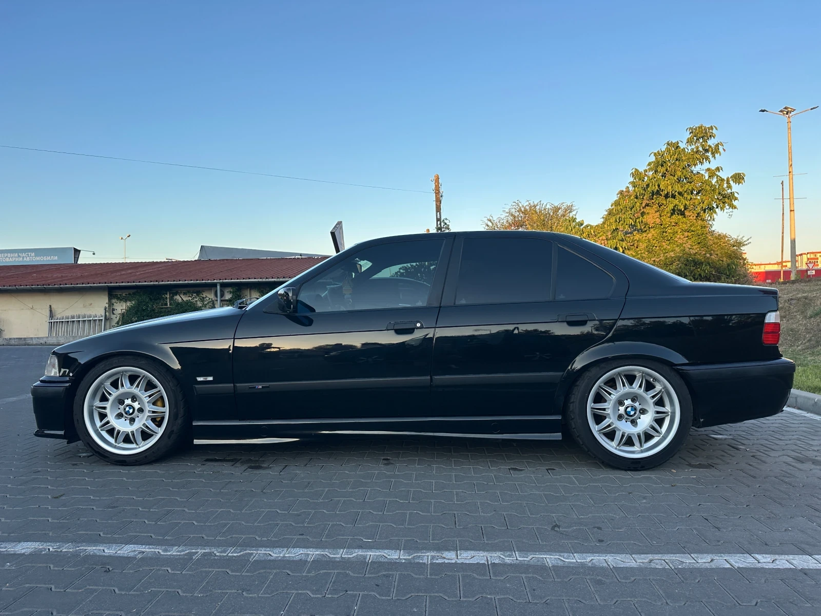 BMW 318