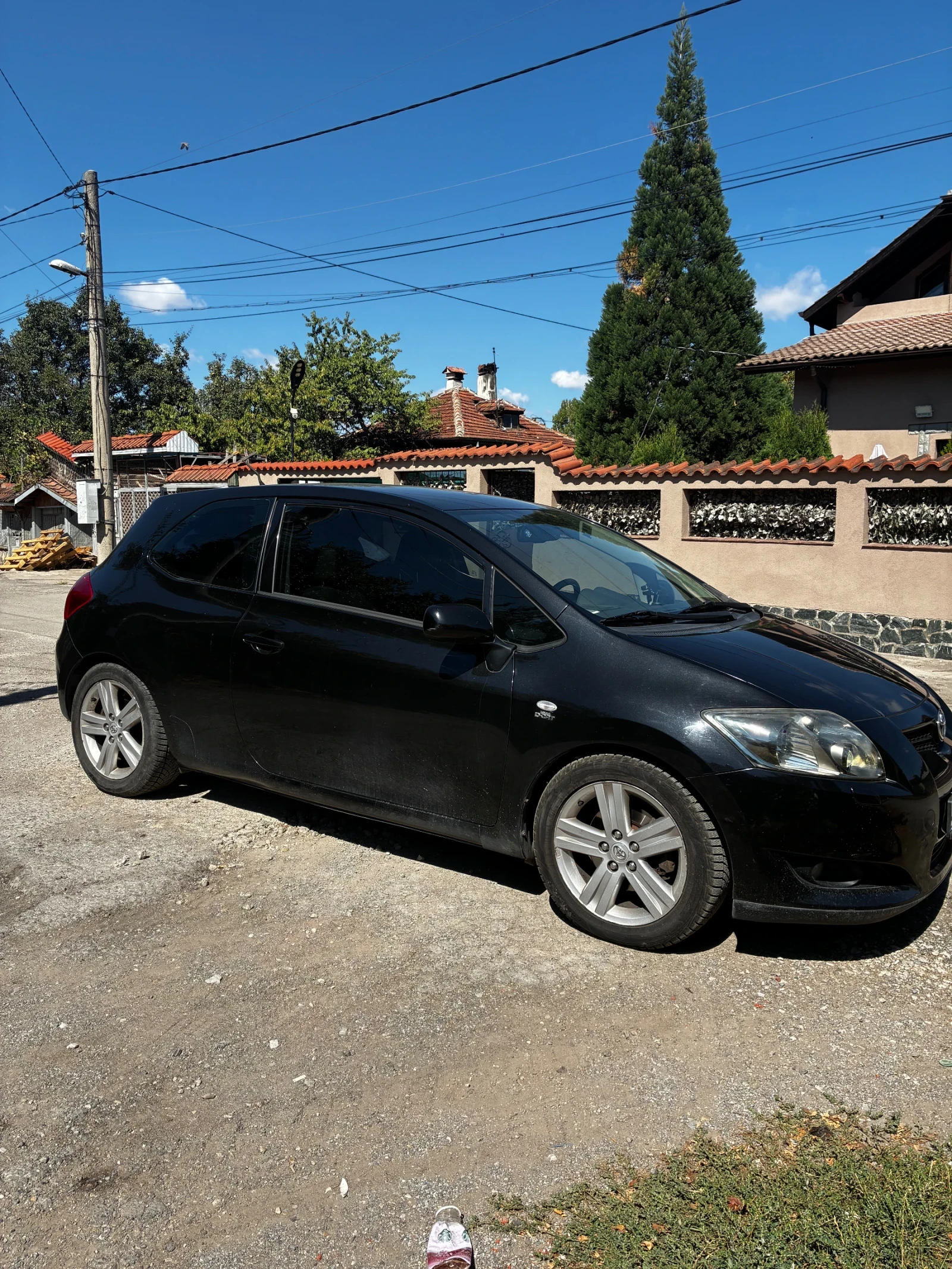 Toyota Auris, снимка 4 - Автомобили и джипове - 56069981