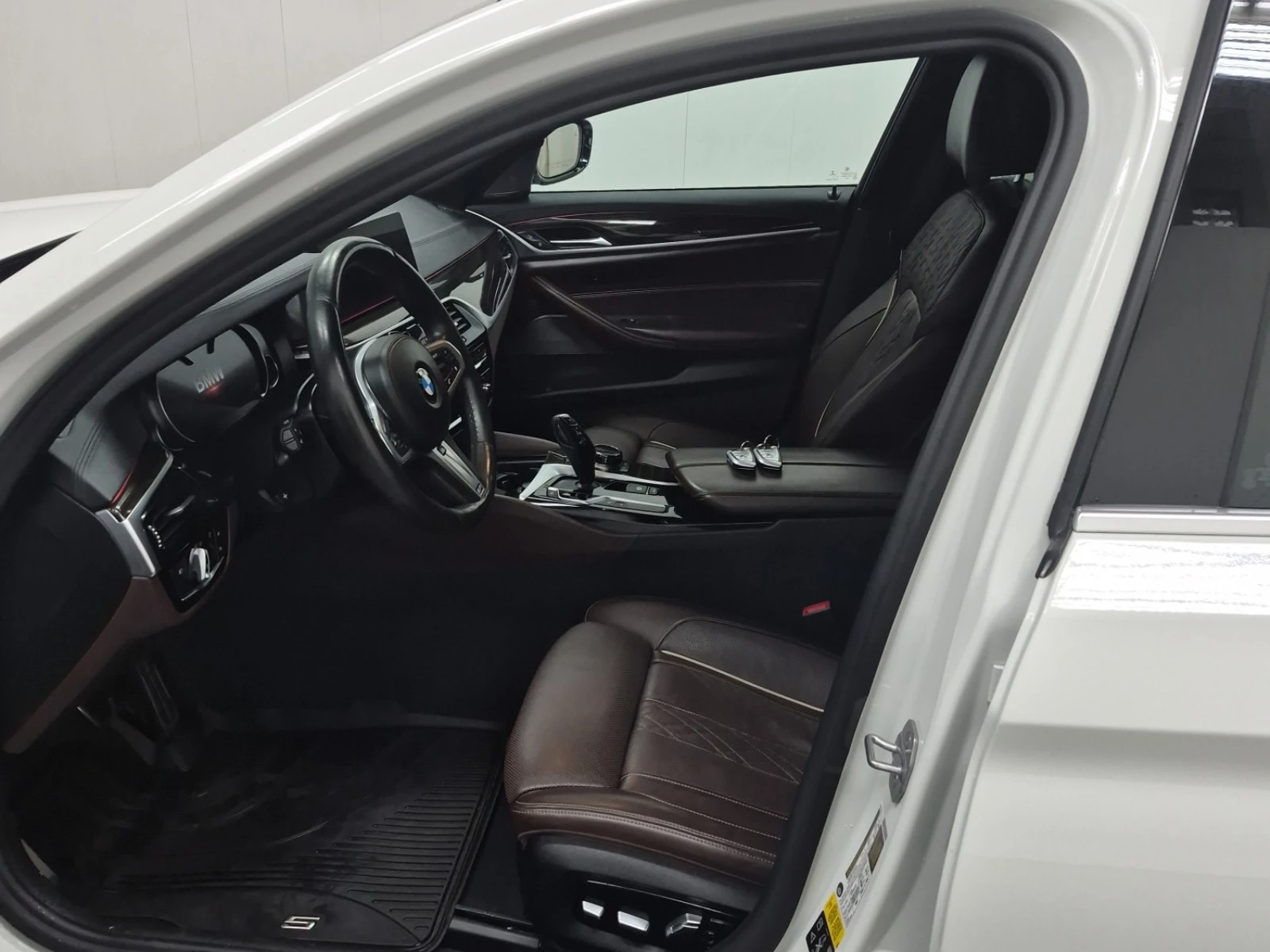 BMW 540 * 540I XDRIVE * CARFAX * , снимка 5 - Автомобили и джипове - 56119335