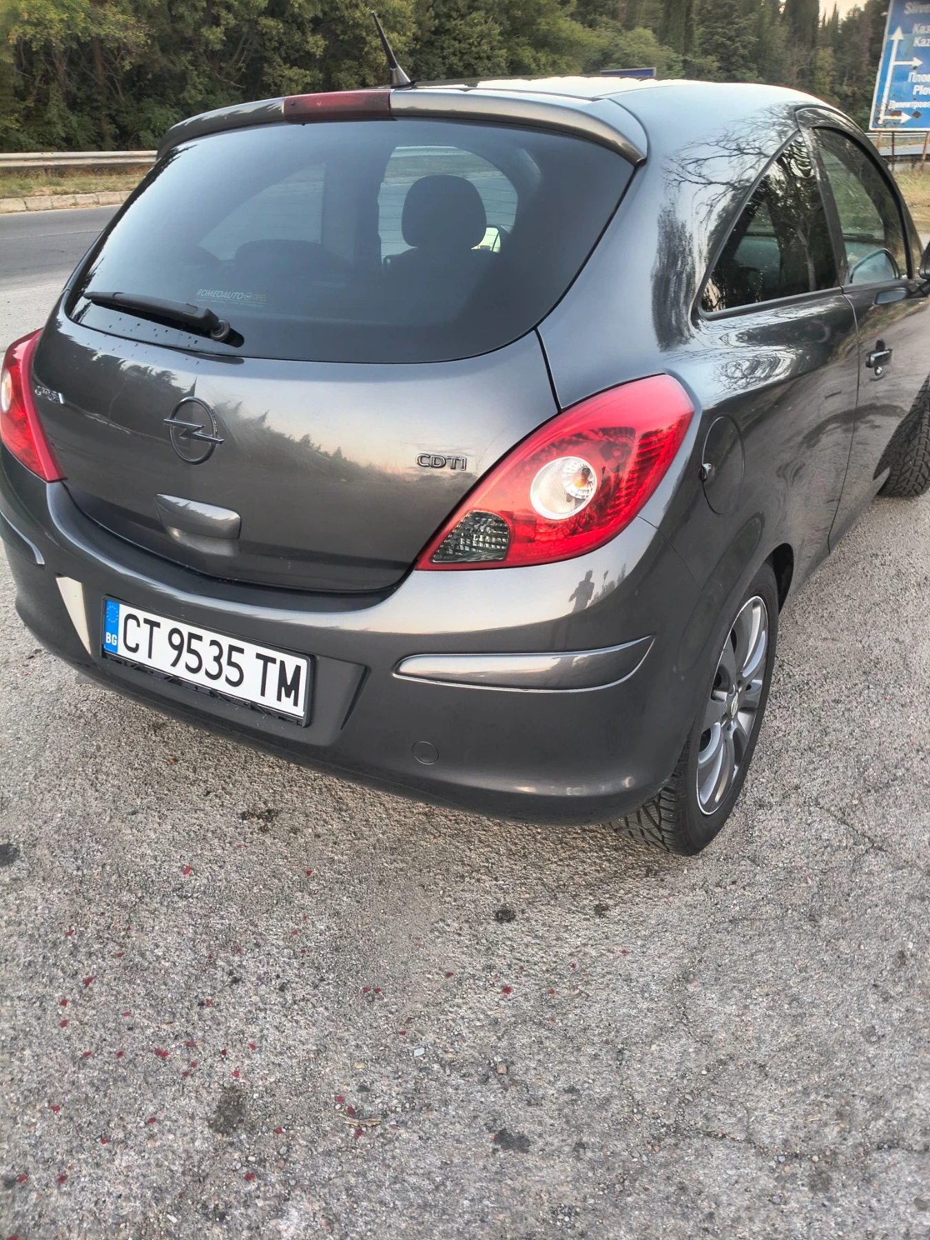 Opel Corsa 1.3турбо, снимка 4 - Автомобили и джипове - 56155497