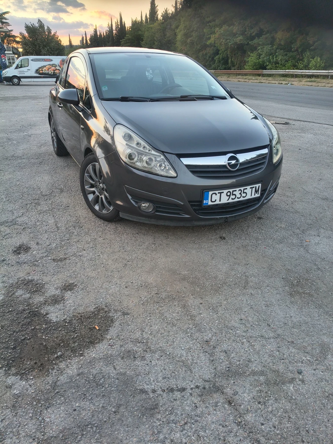 Opel Corsa 1.3турбо, снимка 2 - Автомобили и джипове - 56155497