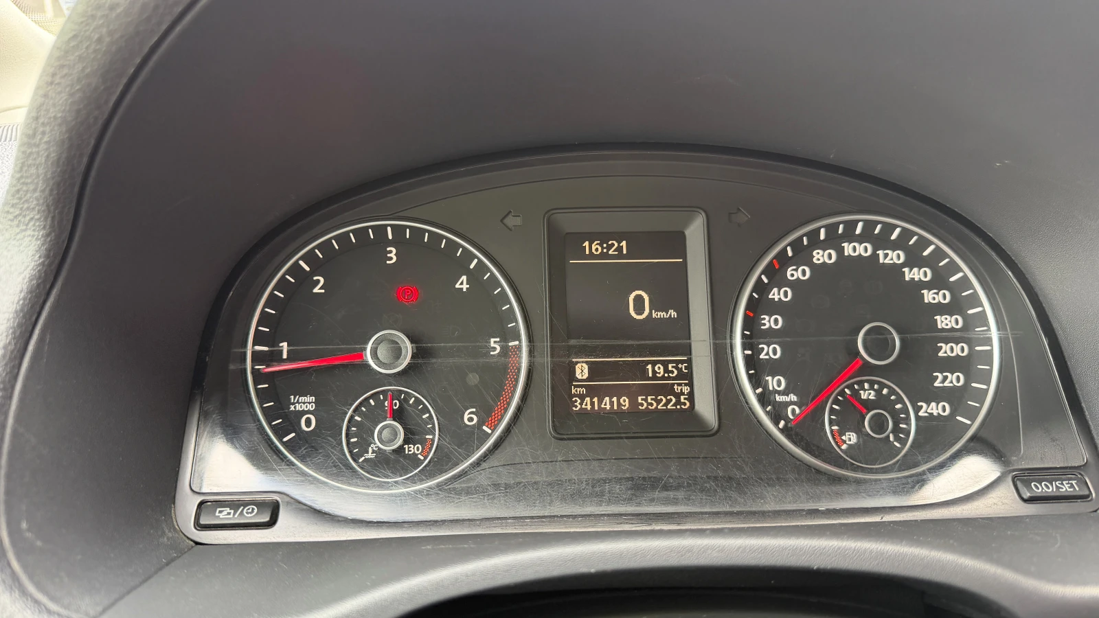 VW Caddy, снимка 6 - Автомобили и джипове - 56319391