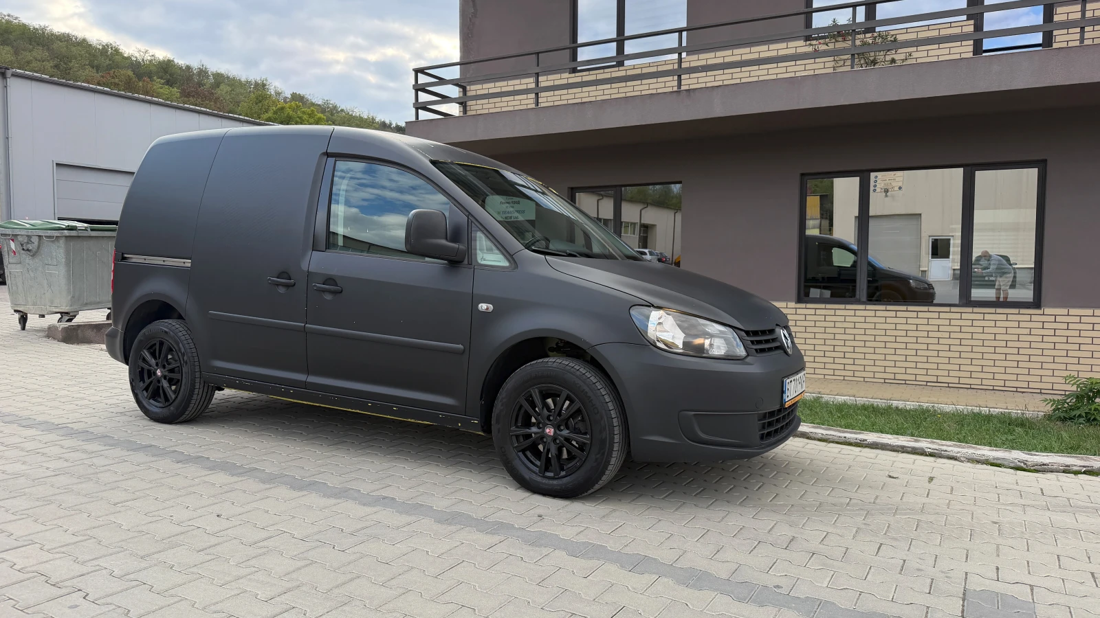 VW Caddy, снимка 13 - Автомобили и джипове - 56319391
