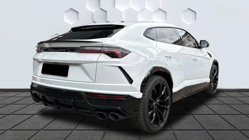 Lamborghini Urus 4.0 V8/ CERAMIC/ BLACK STYLE/ B&O/ Q-CITURA/ ANIMA, снимка 4 - Автомобили и джипове - 48727289