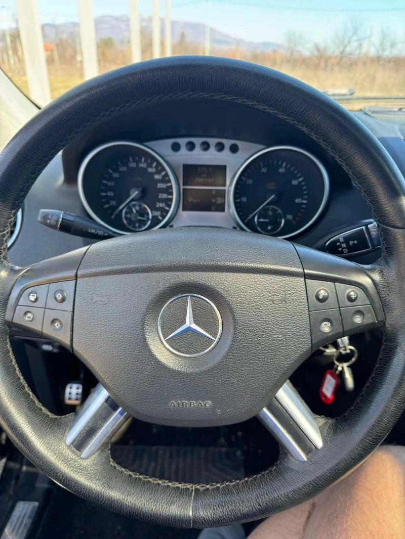 Mercedes-Benz ML 350, снимка 16 - Автомобили и джипове - 49416146