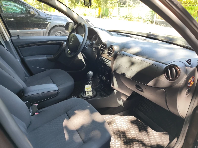 Dacia Duster, снимка 5 - Автомобили и джипове - 52480523