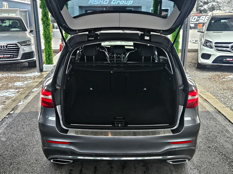 Mercedes-Benz GLC 250 AMG/9G/4MAT/GERMANY/CAMERA/AIRMATIC/SIGN ASSYST/LI, снимка 8 - Автомобили и джипове - 53328187