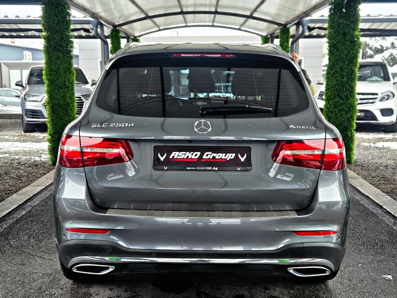 Mercedes-Benz GLC 250 AMG/9G/4MAT/GERMANY/CAMERA/AIRMATIC/SIGN ASSYST/LI, снимка 6 - Автомобили и джипове - 53328187
