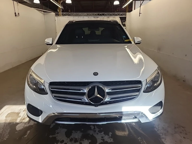 Mercedes-Benz GLC * 300 * CARFAX * ЦЕНА ДО БГ, снимка 2 - Автомобили и джипове - 53333258