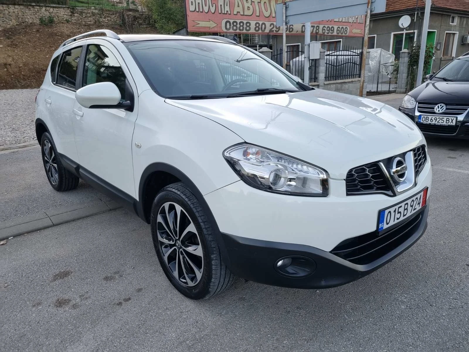 Nissan Qashqai 2.0i ШВЕЙЦАРИЯ - изображение 2