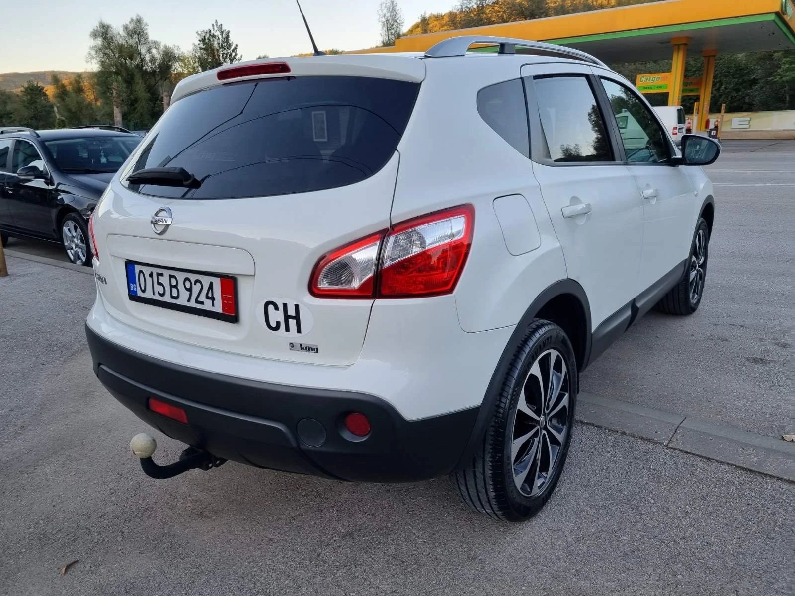 Nissan Qashqai 2.0i ШВЕЙЦАРИЯ - изображение 3