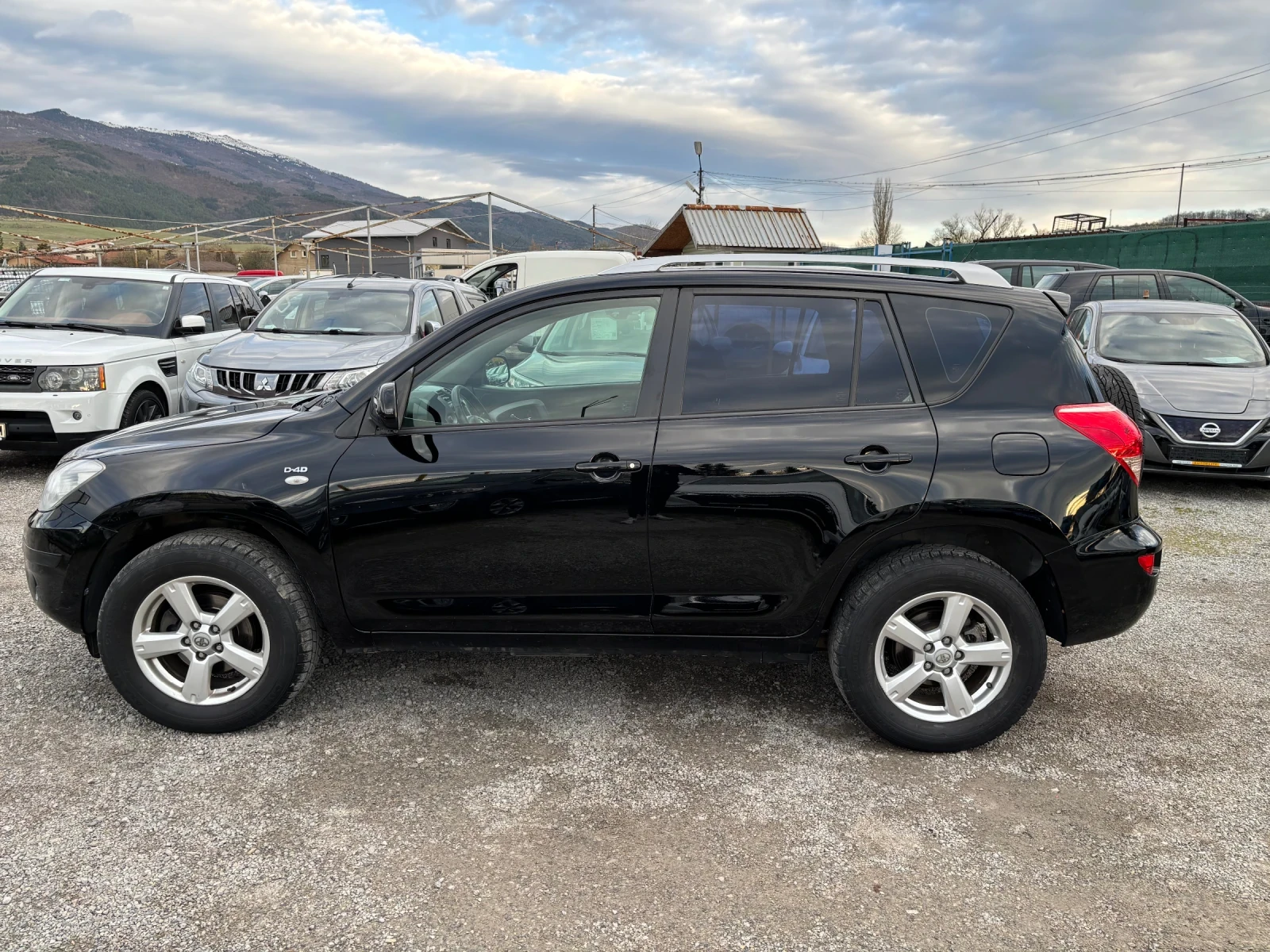 Toyota Rav4 2.2-D4D NAVI - изображение 6