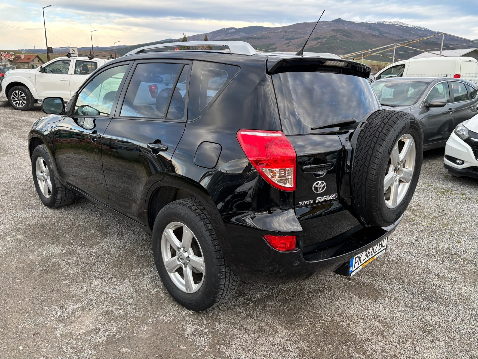 Toyota Rav4 2.2-D4D NAVI - изображение 5