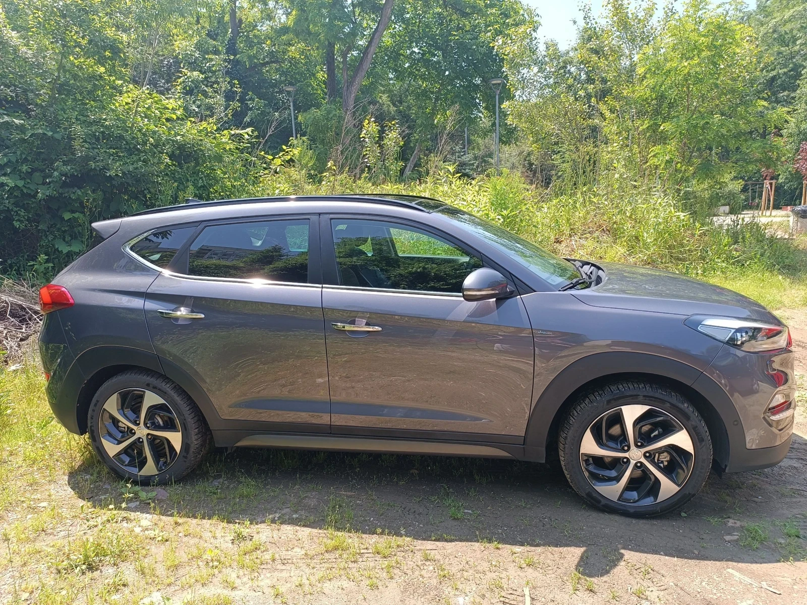 Hyundai Tucson 2.0 D 185 kc - изображение 5