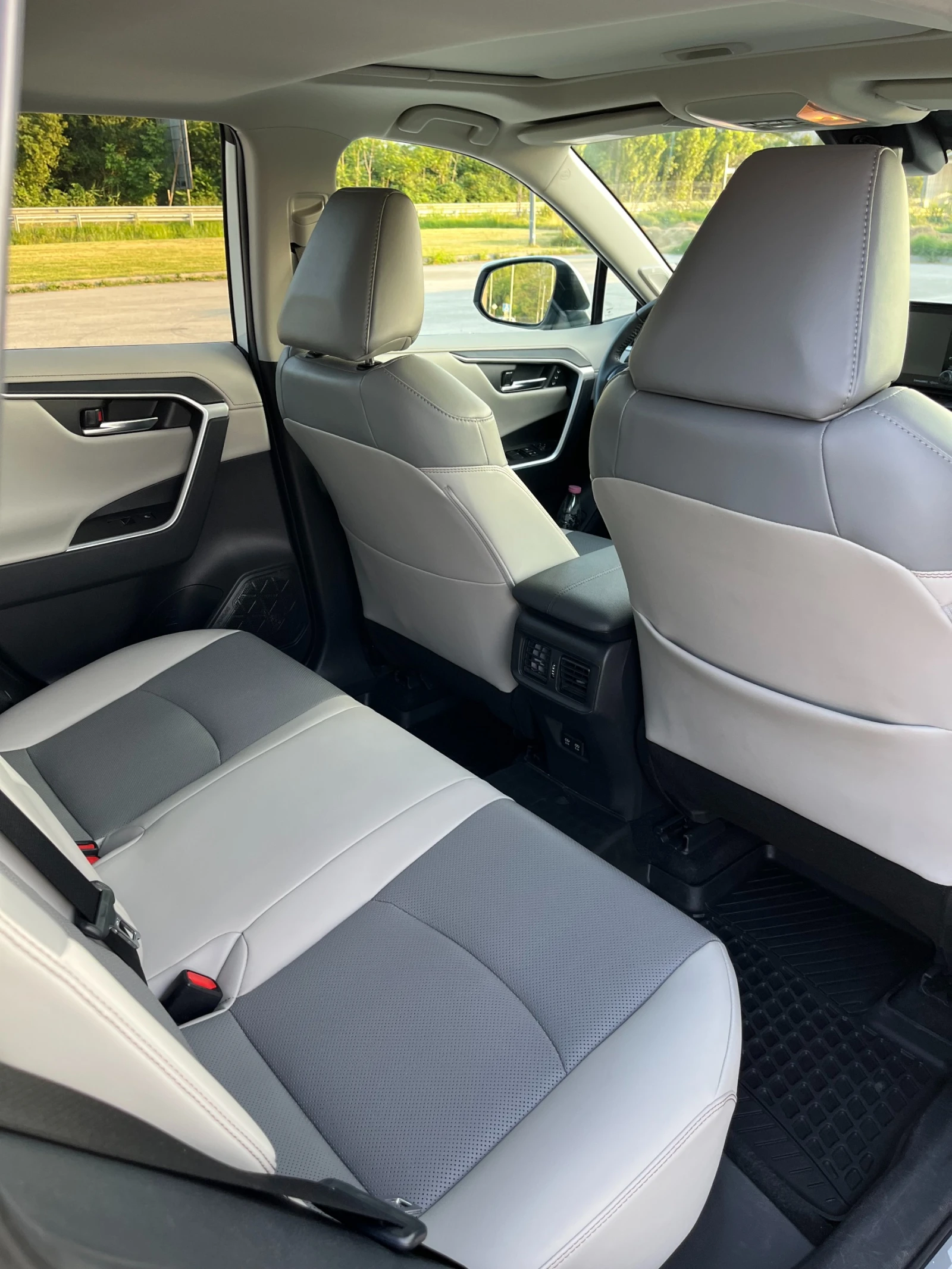 Toyota Rav4  - изображение 10